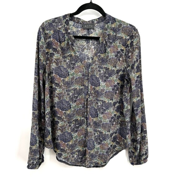 Astr Multicolor Floral Blouse - Picture 3 of 7